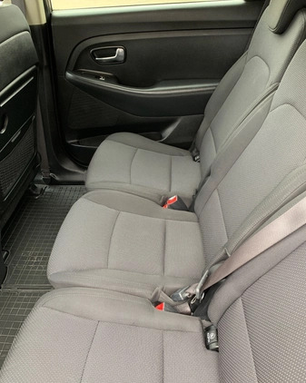 Kia Carens cena 40900 przebieg: 172000, rok produkcji 2013 z Dobrzyca małe 232